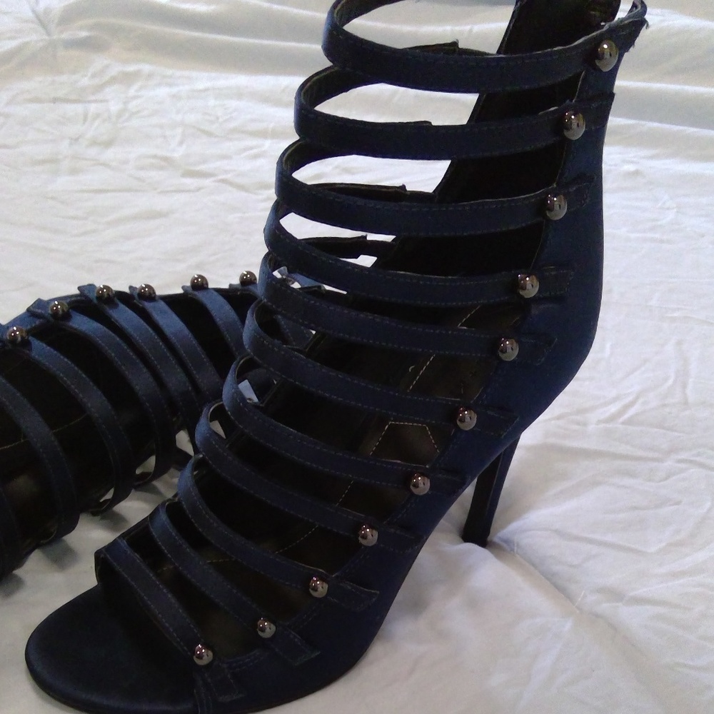 Sexy Navy Heels